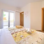 Petra Apartamento *
