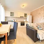 Apartamento Petra Krk Town