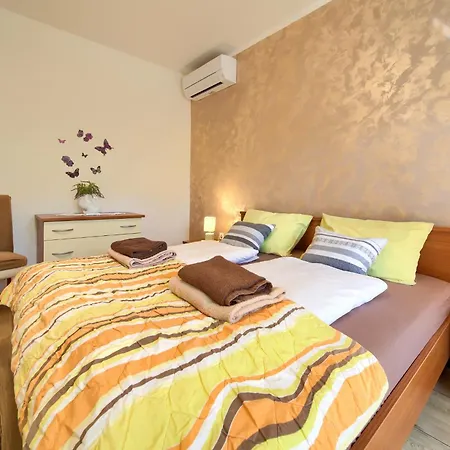 Petra Apartament *
