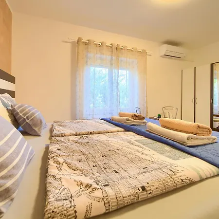Petra Appartement Krk Town
